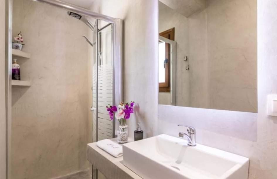 Loukia'S Studios And Apartments Paramonas  Luaran gambar
