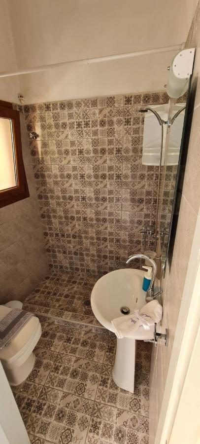 Loukia'S Studios And Apartments Paramonas  Luaran gambar